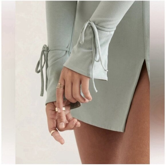 Oh Polly Amryn Long Sleeve A-Line Mini Dress Sage Size US 0 NWT - Picture 3 of 13